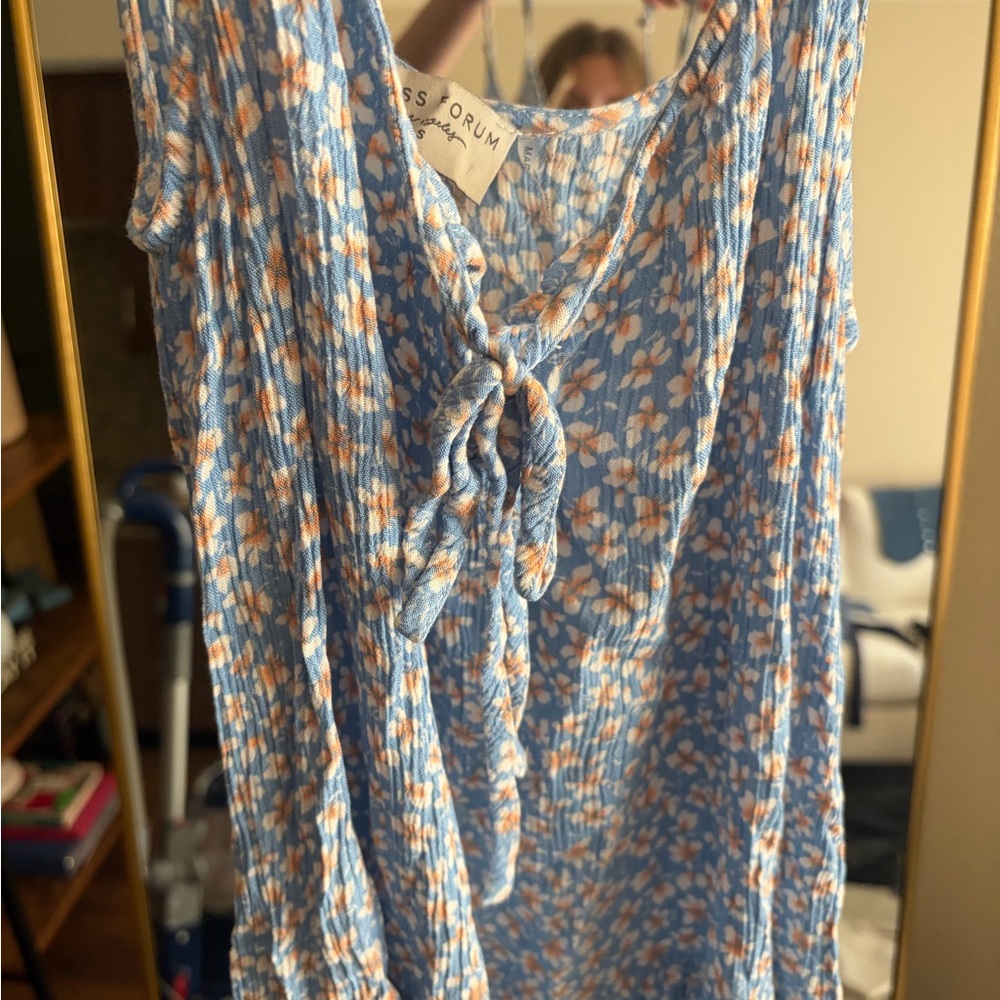 Dress Forum Blue Floral Tie-Front Blouse